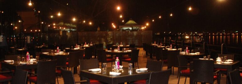 Waterfront restaurant hyderabad